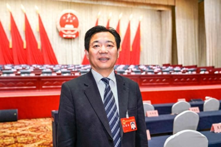 济南市人大代表宁延学接受专访:谈政府工作报告及就业工作要点 济南市人大代表宁延学接受专访:谈政府工作报告及就业工作要点