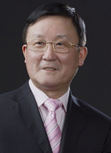 智能机器人刑事责任探讨：正当防卫认定标准与量刑效率如何平衡？