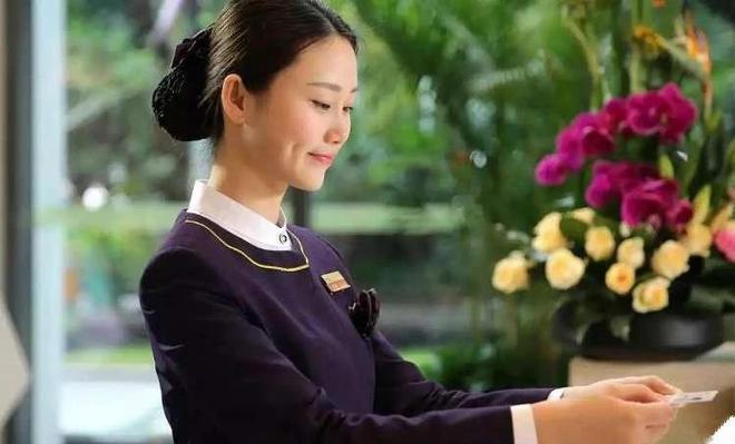 信贷公司客服怎么干？一年工作心得与每日实操全解析