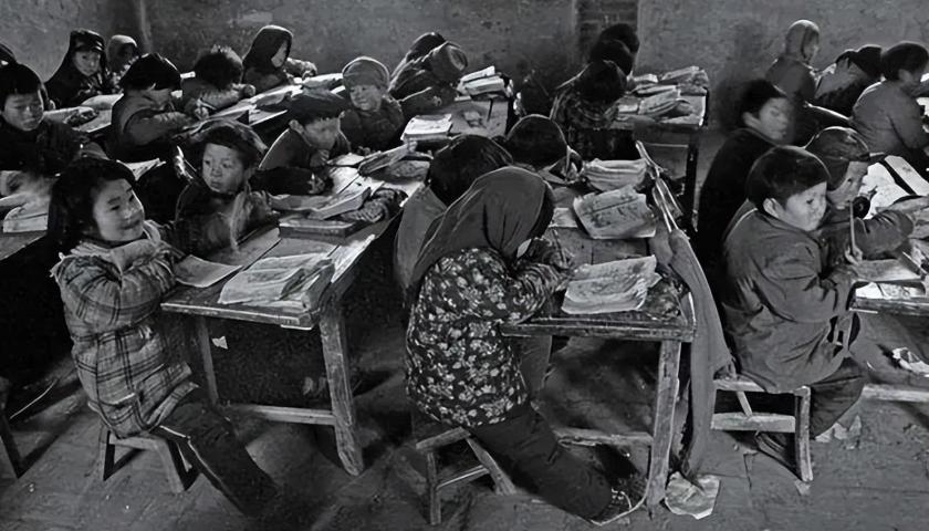 陈光标的钱是哪里来的_陈光标发钱图_陈光标的变形金刚是什么设备