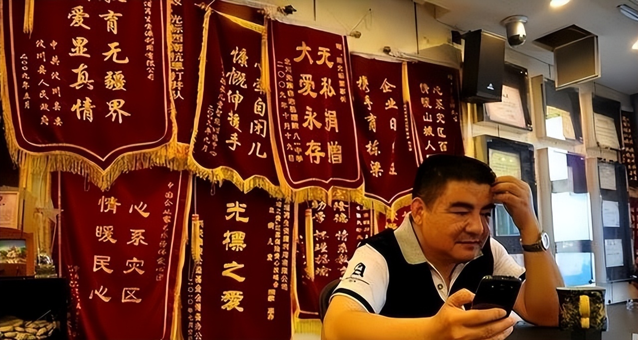 陈光标 捐款争议_陈光标的钱是哪里来的_陈光标 慈善事业