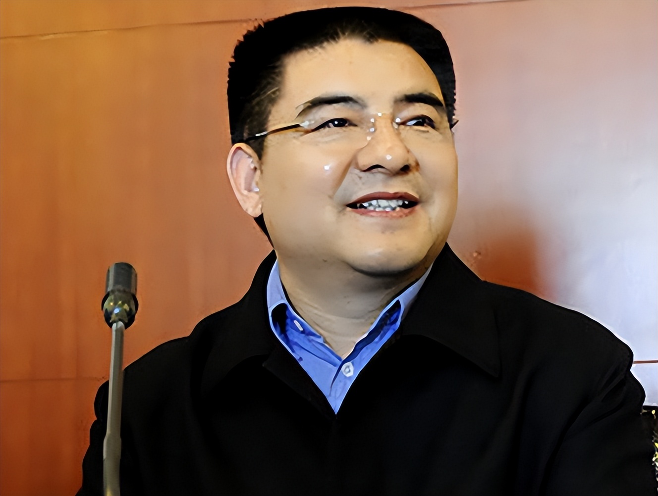 陈光标 捐款争议_陈光标的钱是哪里来的_陈光标 慈善事业