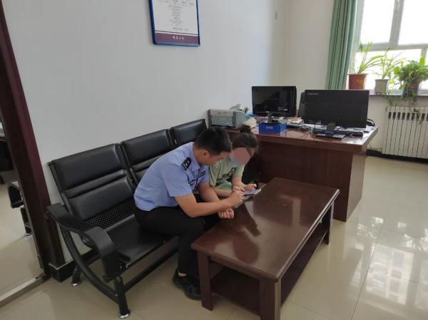 女大学生花9.9元成为微商代理，却发现自己差点成为骗子的帮凶