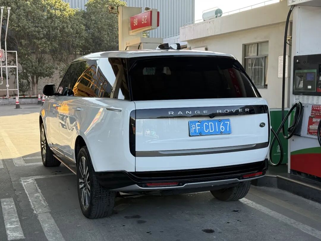 租车两天车离奇失踪_上海豪车租赁路虎失踪_路虎租一天需要多少钱