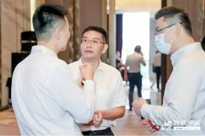 中国不良资产行业高峰论坛_资产证券化市场规模与发展趋势_信贷资产证券化规模占比分析